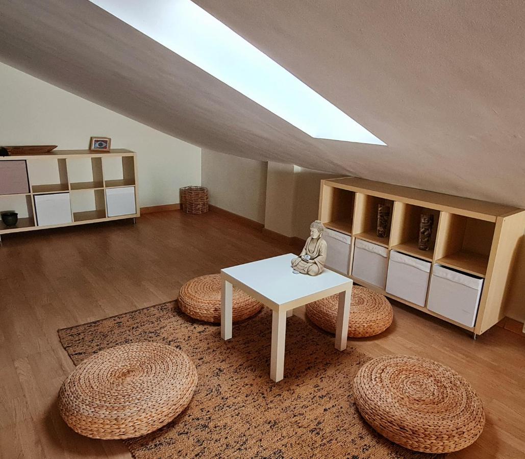 Exclusive Beachfront Penthouse Almayate Alto Exterior photo